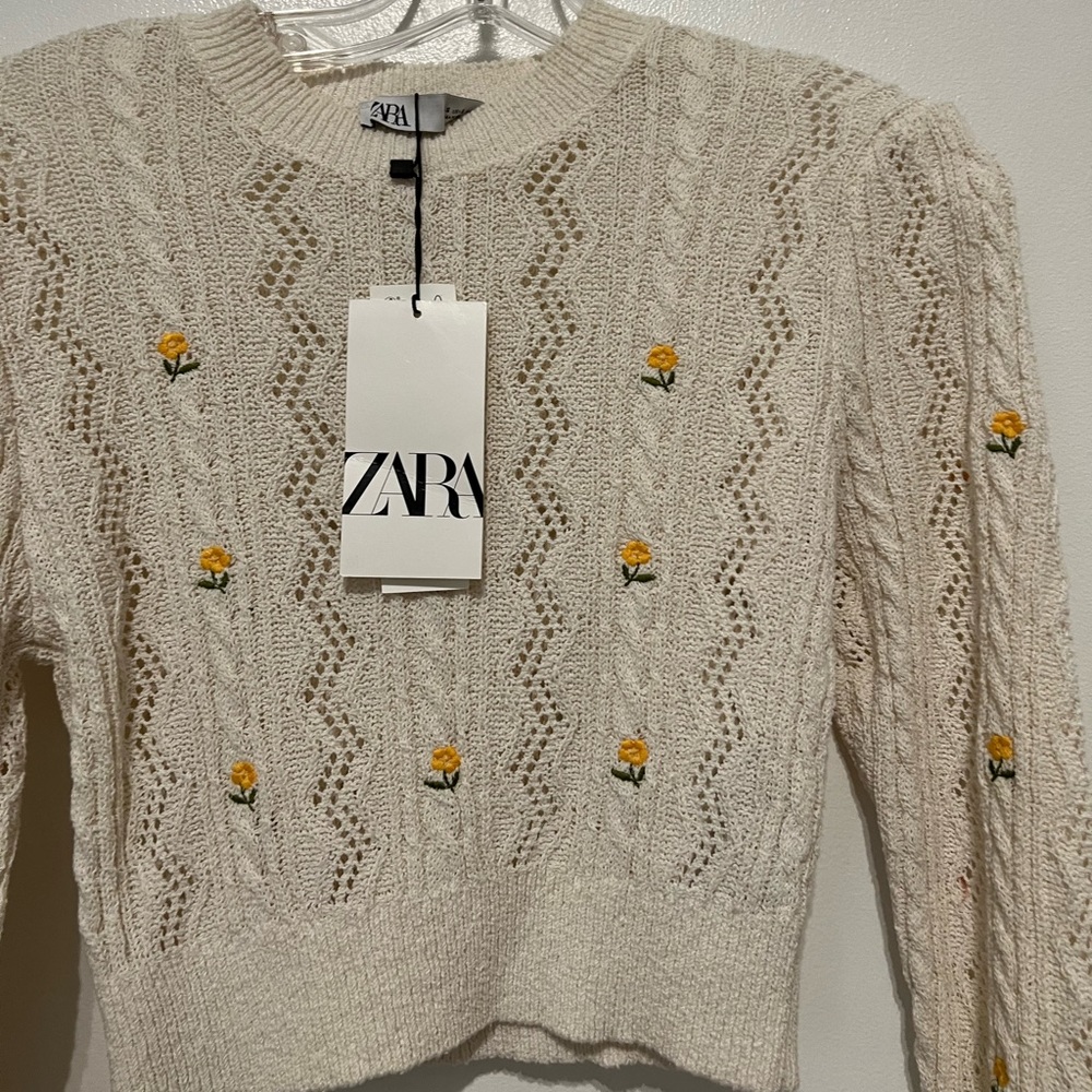 Zara floral sweater embroidered